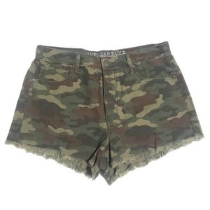 American Eagle Vintage Hi-Rise Festival Short Camo